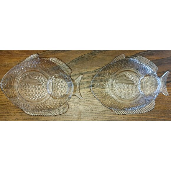 Set Of 4 VTG Clear Glass Fish Shape Dishes Plates (4) 8x6.25" Appetizer NO SAUCE - Picture 2 of 6